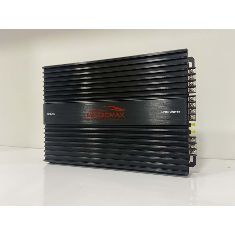 AUDIOMAX 4200 WAT 4X70 RMS 4 KANAL PRO SERİ AMFİ